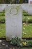 web-Headstone-J-Neufeld-ph.Michael-vd-Velde.jpg