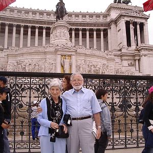 2007 Rome -  Nita & Ron & The Wedding Cake