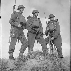 Three guardsmen from 1st Battalion, Grenadier Guards, 23 January 1941; IWM H 6864