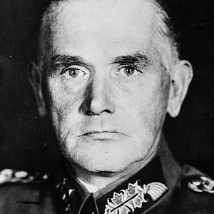 VON BLOMBERG, Werner Eduard Fritz (2 September 1878 – 14 March 1946; IWM HU 2411