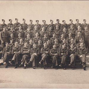 Class, location unknown. Padgate? Compton Bassett? Prob 1940