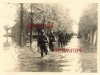 Vormarsch deutsche Soldaten überschwemmtes Gebiet.jpg