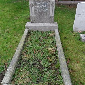 John Stanford Murkett KING'S LANGLEY (ALL SAINTS) CHURCHYARD 1 (Large).JPG