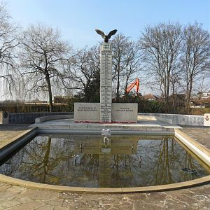 Polish War Memorial (7)