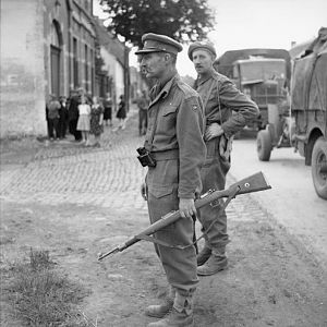 Major Stewart Fotheringham & CSM Low of 'X' Company Scots Guards (under command of 1 Welsh Guards) during the advance on Brussels, 4 September 1944; IWM BU 458