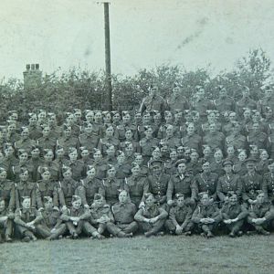 27. Regiment Photo (L)
