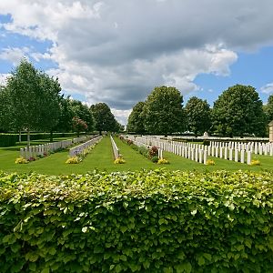 BAYEUX WAR CEMETERY